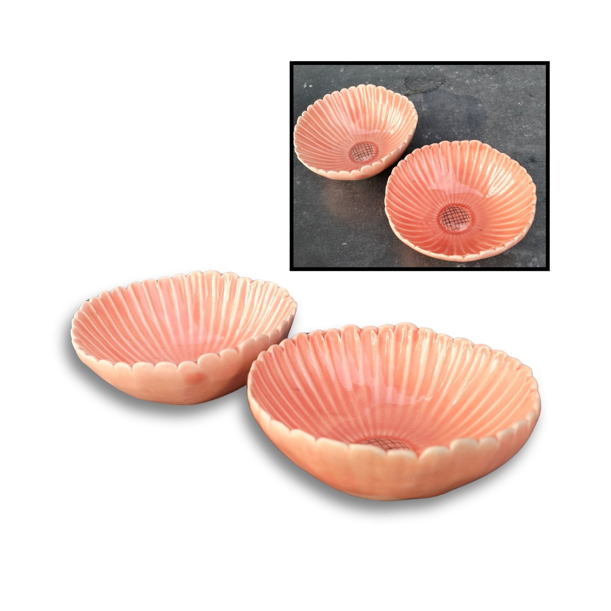 Pink ceramic Gerbera trinket dish