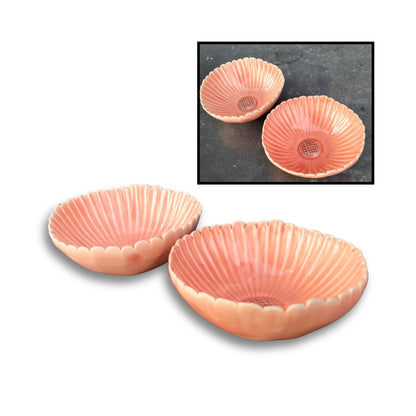 Pink ceramic Gerbera trinket dish